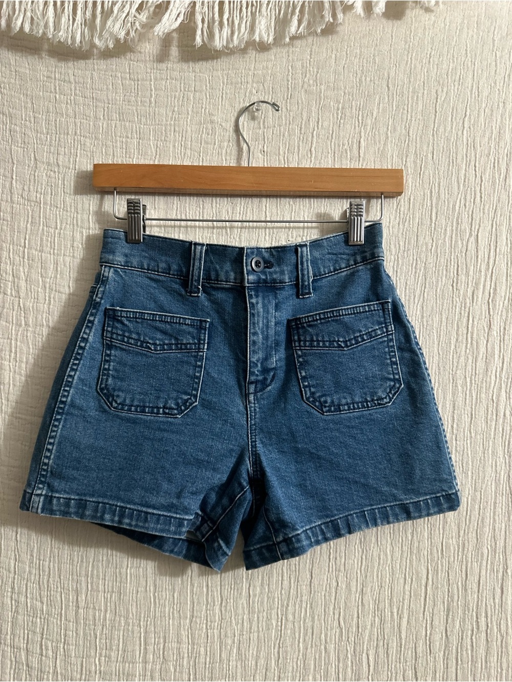 Madewell The Denim Emmett Short: Patch Pocket Edition Sz 23
